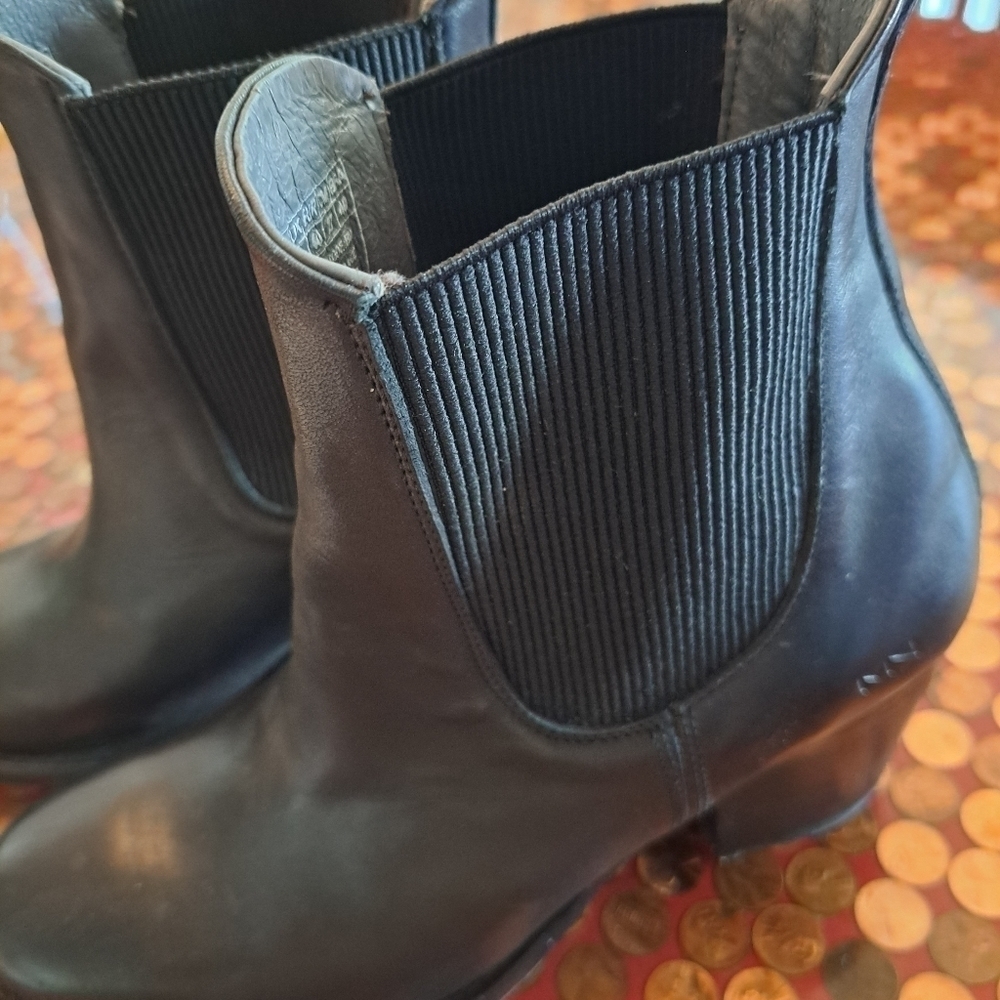 Mark nason clover Chelsea black pull on boots 10 Cuban heel - Picture 3 of 6